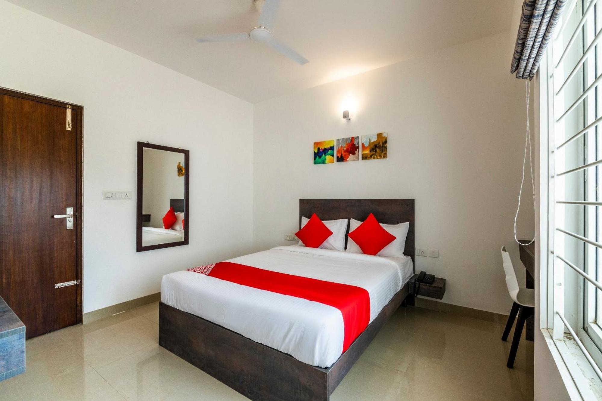Hotel Super Townhouse Hebbal à Bangalore Extérieur photo